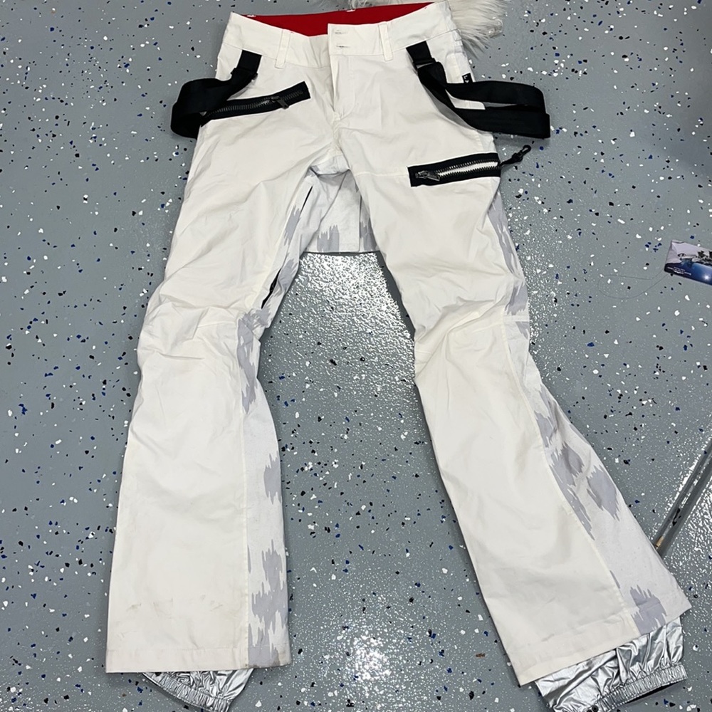 Lamb Burton snowboard pants XS rare blitz white snow ski low rise